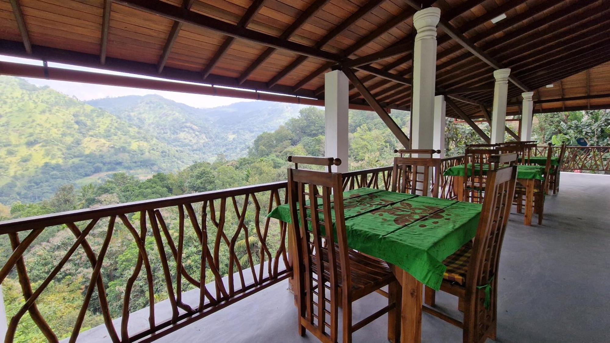 Ella Wild Waterfall Inn Ngoại thất bức ảnh